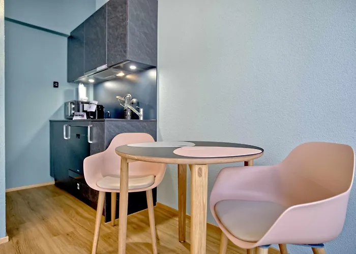 Bank House M 203 - Griwa Rent *